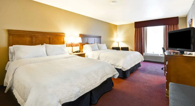 Четырёхместный номер Standard Hampton Inn Bozeman