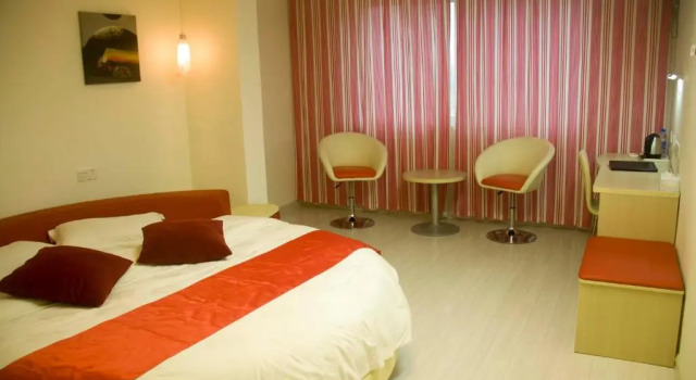Номер Standard Thank Inn Chain Hotel Jiangsu Huaian Lianshui Gaogou Town No.1 Street