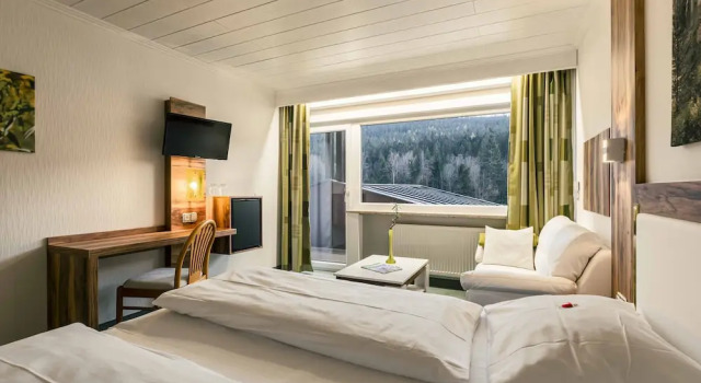 Номер Superior Landhotel GrünWies -Bonsai-Wellness Garni