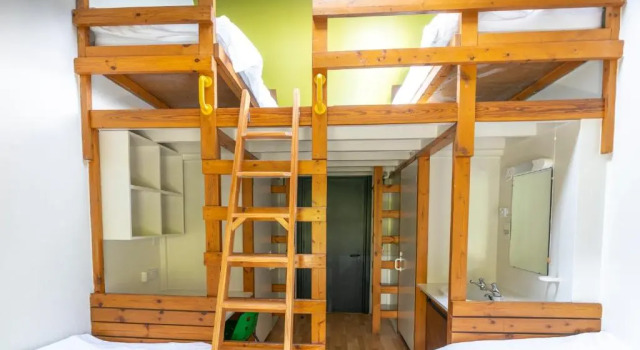 Четырёхместный номер Standard IOU Hebden Bridge Vegetarian Hostel