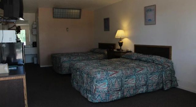 Четырёхместный номер Deluxe The Lake House Inn