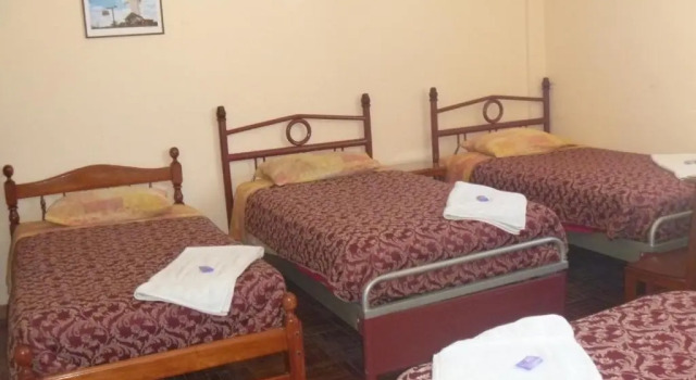 Четырёхместный номер Standard Julia Plaza Hotel