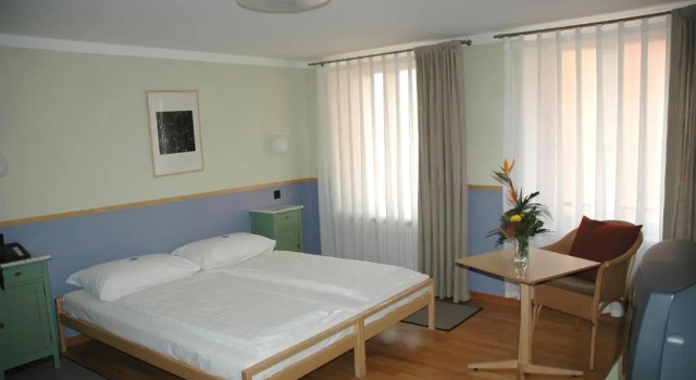 Трёхместный семейный номер Standard Hotel Pestalozzi Lugano