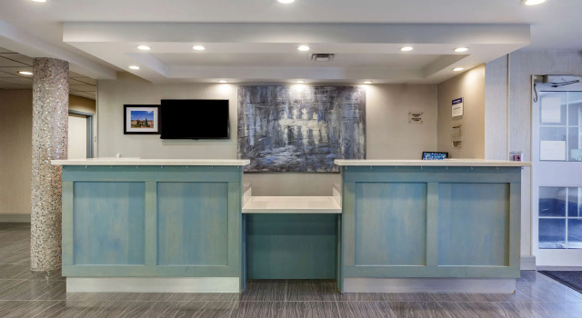 Microtel Inn & Suites by Wyndham Woodstock, Varaa Hotelli  