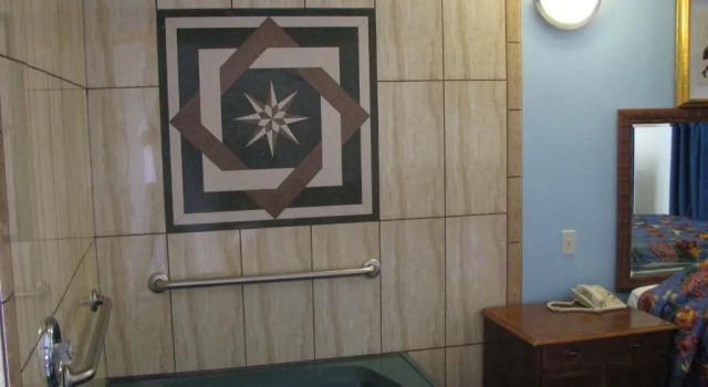 Rodeway Inn Santa Ana - Garden Grove, Забронировать Отель Санта-Ана Disneyland California