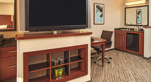 Двухместный номер High Floor Hyatt Place Cincinnati Blue Ash