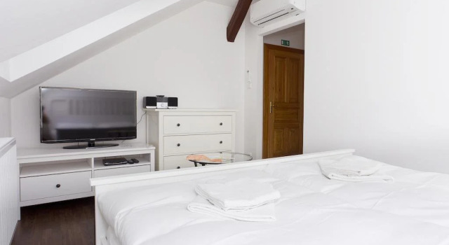 Havířská bouda, Buchen Sie Hotel Kutná Hora Zentralböhmen
