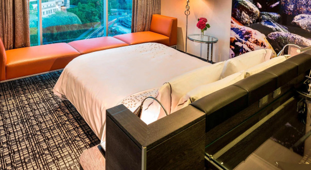 Двухместный номер Standard Renaissance Santiago by Marriott