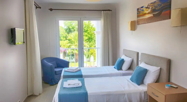 Dalyan Villa Amazon 4 Bedrooms, Забронировать Вилла Отели Побережья Даламана с парковкой, Парковка