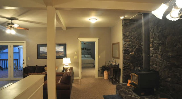 McCloud Hotel, จอง โรงแรม McCloud Mount Shasta
