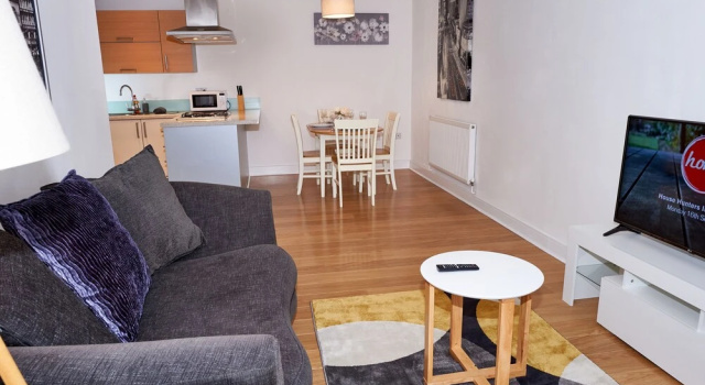 Two Bed - Close to North Station and Hospital, Забронировать Отель Колчестер Эссекс, рядом с Colchester General Hospital