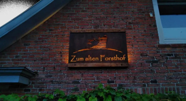 Апартаменты c 1 комнатой 4 Sterne Wohnen "Zum alten Forsthof" am Schlosspark, App 3 "wunnerbor"