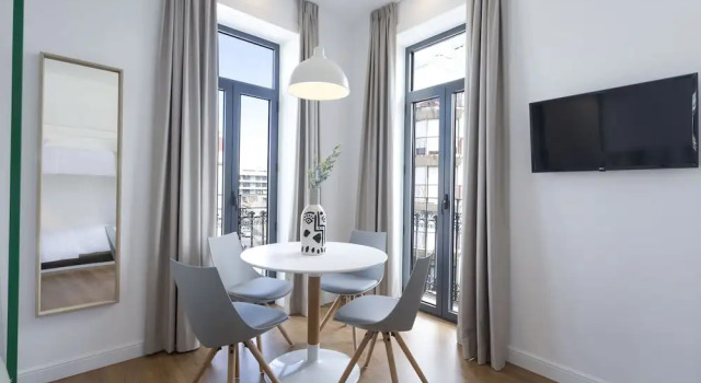 Полулюкс с видом на залив Alameda Exclusive House