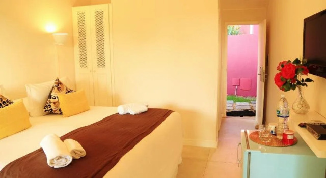 Éden Guest House, Забронировать Гостевой дом Гостевые дома Бузиус, Гостевой дом