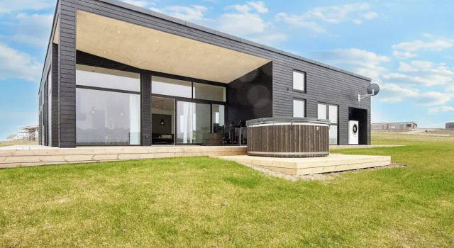 12 Person Holiday Home in Lemvig, Забронировать Дом для отпуска Лемвиг 