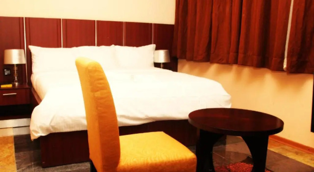 Двухместный номер Deluxe Swiss International Mabisel Hotel Port Harcourt