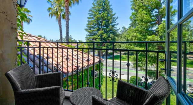 Полулюкс Hotel Los Gatos