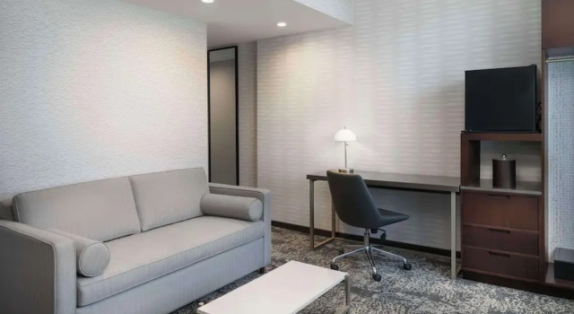 Студия DoubleTree by Hilton Long Island City, NY