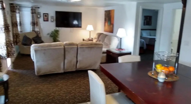 Perhe Sviitti Holiday Motel Bend