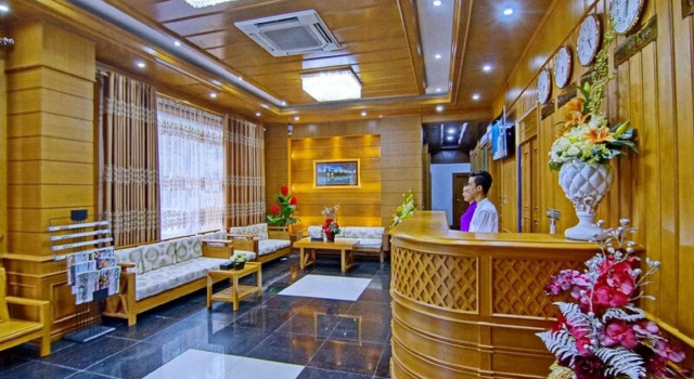 Myat Nan Yone Hotel, Rezervovat Hotel Mandalay Myanmar