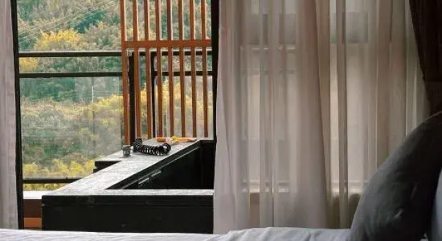 Люкс с 2 комнатами с видом на реку The Rayna Resort