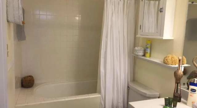 Коттедж с 2 комнатами Studio B Guest House