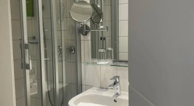 Двухместный номер Economy sevenDays Hotel Karlsruhe