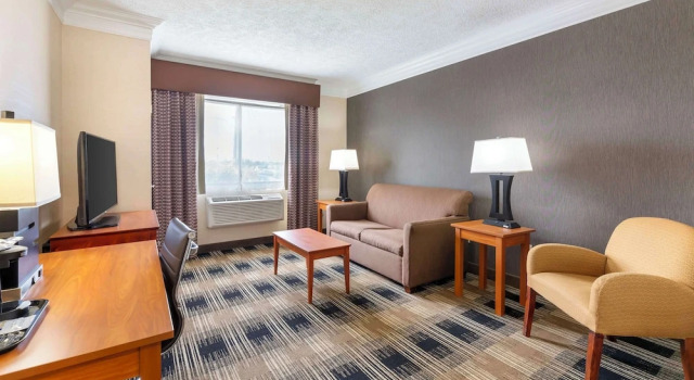 Люкс Best Western Inn at the Rochester Airport