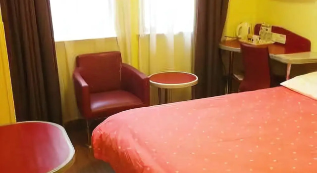 Home Inn, Prenota Hotel Ningbo Zhejiang