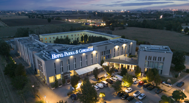 Hotel Parma & Congressi, Book Hotel Hoteller i Parma med pool, Swimmingpool
