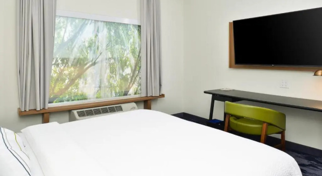 Номер Standard Fairfield Inn & Suites by Marriott Charlotte University Research Park