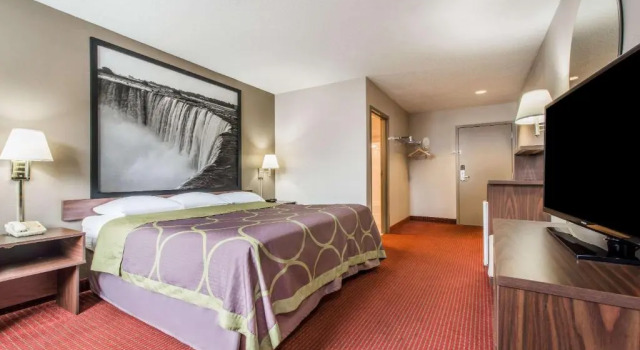 Двухместный номер Standard Super 8 by Wyndham Niagara Falls