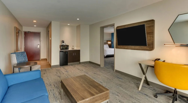 Люкс c 1 комнатой Holiday Inn Express & Suites - Ardmore by IHG