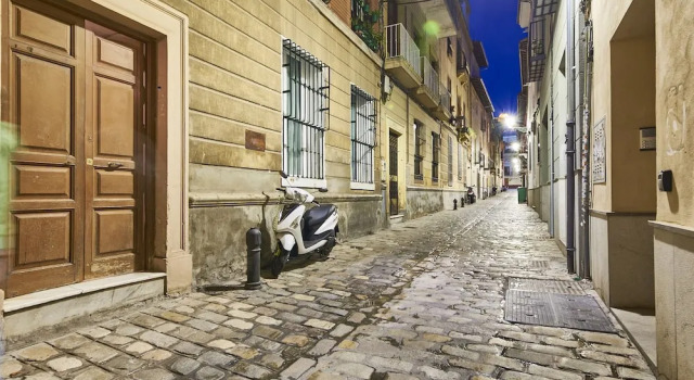 Suite Realejo Salvador Prime Holidays, Забронировать Отель Гранада Granada Province, рядом с Музей народных традиций и искусств Los Tiros de Granada
