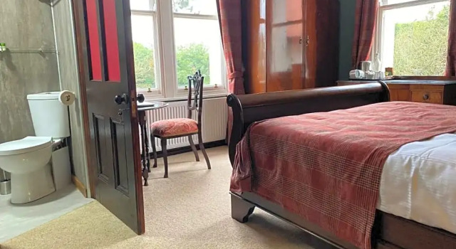 Номер Deluxe The Old Vicarage NI B&B