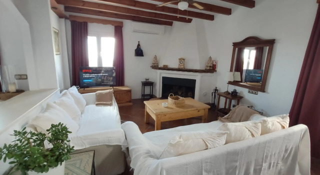 El hogar de Lucía, Book Hotel Casares Costa Costa del Sol