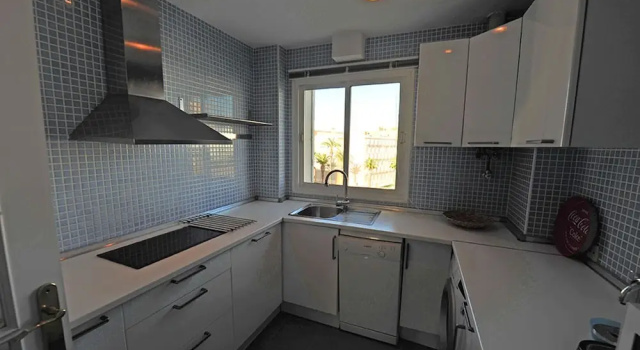 Апартаменты с 3 комнатами с балконом и с видом на море Apartamento Callejón del Blanco