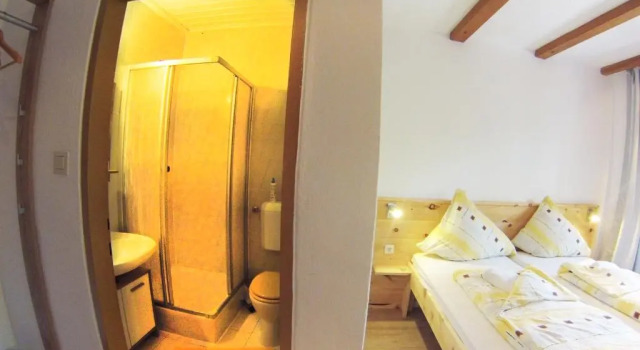 Двухместный номер Standard Karawanken Lodge