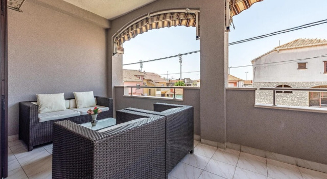 Stunning Apartment in Zadar With 2 Bedrooms, Wifi and Outdoor Swimming Pool