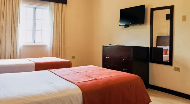 Shirley Retreat Hotel