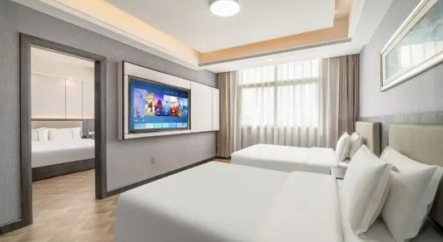 Люкс Premium с видом на закат Huihe Hotel (Shangrao High Speed Railway Station)