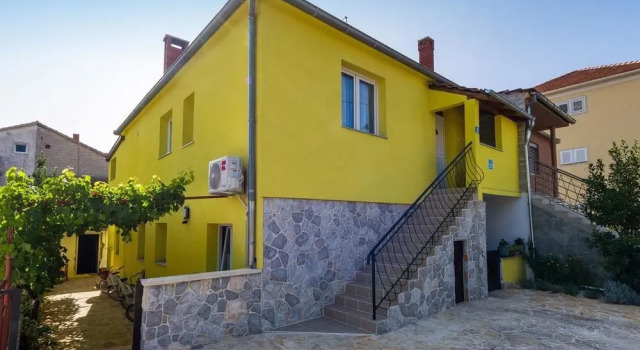 Apartment With One Room In Zadar, With Enclosed Garden And Wifi