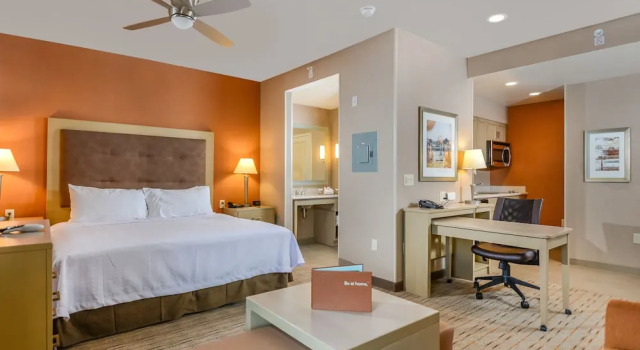 Двухместная Accessible студия Homewood Suites by Hilton Anaheim Conv Ctr/Disneyland Main