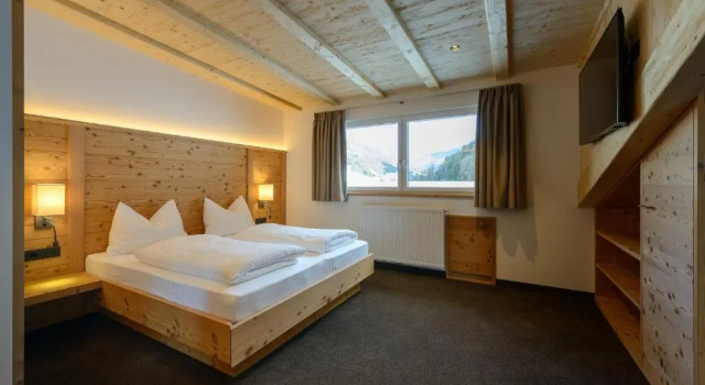 Полулюкс Luxury B&B August
