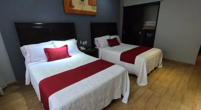 Четырёхместный номер Standard Roma Guadalajara in downtown