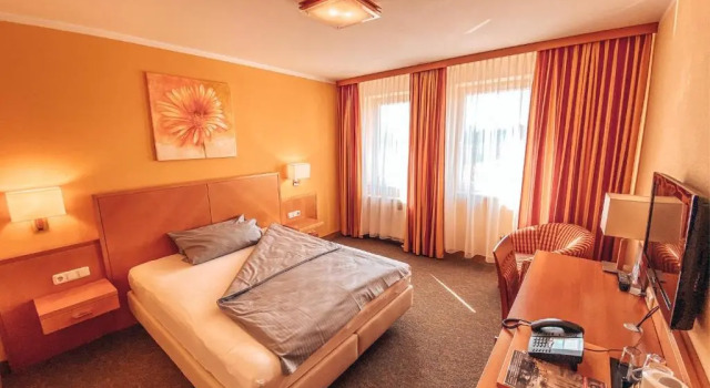 Номер Comfort Hotel Schwertfirm