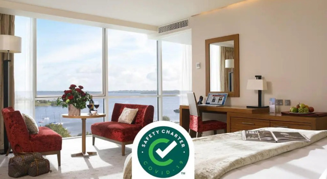 Номер Deluxe Hodson Bay Hotel