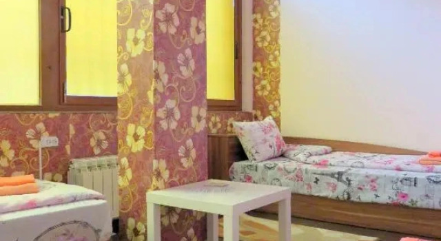 Like Home Guest Rooms, Забронировать Гостевой дом Центр города 