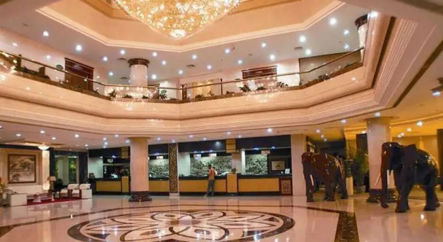 Chengde Yunshan Hotel, Book Hotel Chengde Hebei