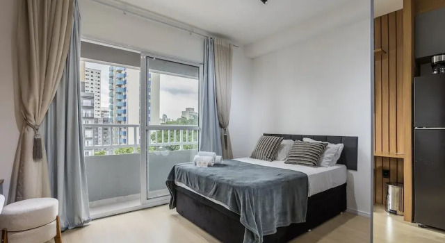 Studio w/ Balcony 850 m From the Subway Msz0504, Забронировать Апартаменты/квартира Сан-Пауло штат Сан-Паулу, рядом с Belas Artes Museum - MUBA